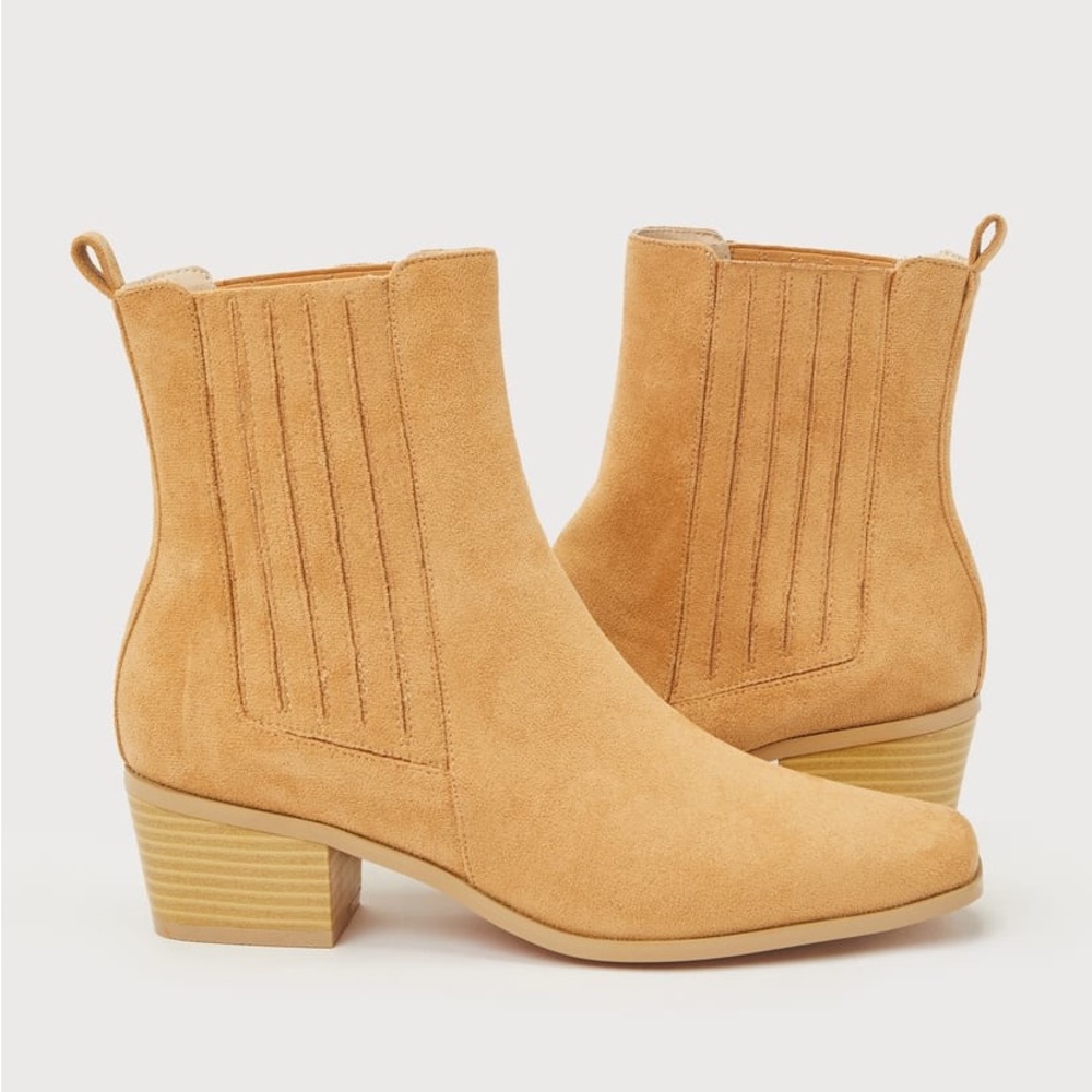 Lulu's NIB Thatcher Almond Vegan Suede Ankle Boots - Picture 3 of 4